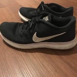 Nike Free RN sneakers